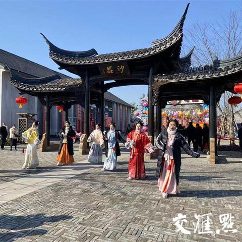 探索疯狂3+2：五彩缤纷的新世界，背后隐藏着无穷可能