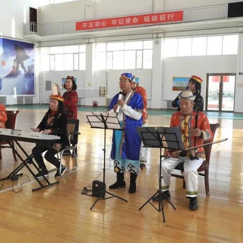 (三十二式太极剑介绍)深入探究三十二式太极剑的奥秘与实战应用