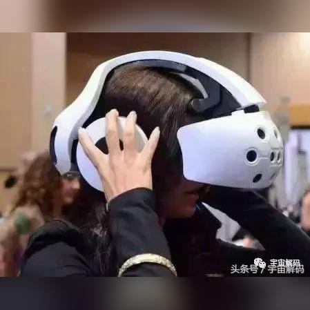 (300英雄学院战争)300英雄我的英雄学院：探索虚拟世界中的英雄成长与挑战