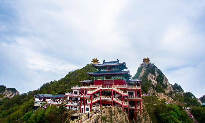 蚂蜍窝旅游攻略详解：老君山之旅的完全预备与实用指南